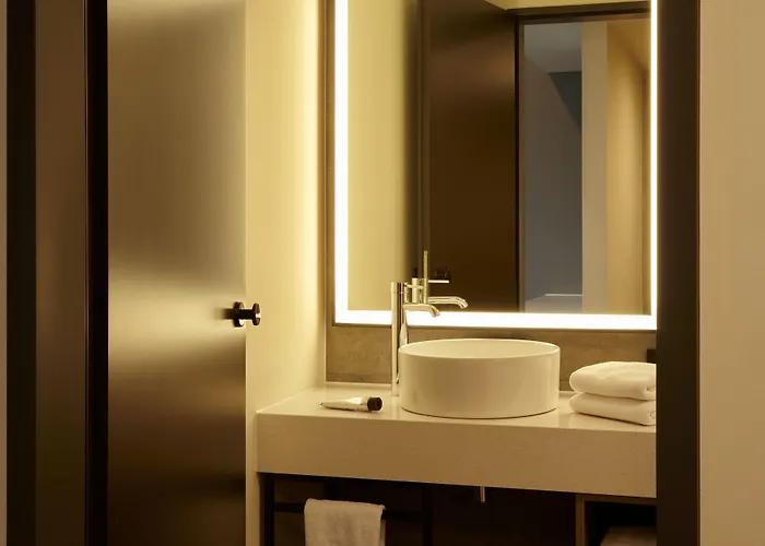 Hotel Reverb By Hard Rock 4*